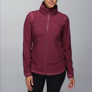 Lululemon rain runner jacket.